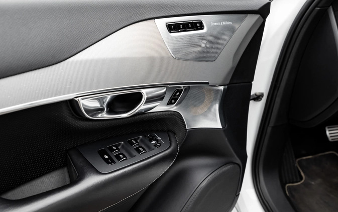 Volvo XC 90 cena 129900 przebieg: 220000, rok produkcji 2015 z Sędziszów małe 781